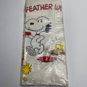 Vintage Peanuts New In Package Snoopy Paper Table Cloth Woodstock Root Beer Food